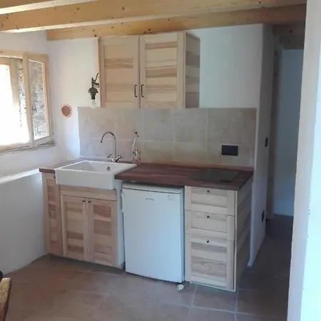 Faggio Rotondo-casa Nel Verde Neirone