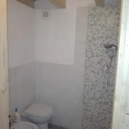 Faggio Rotondo-casa Nel Verde * Neirone